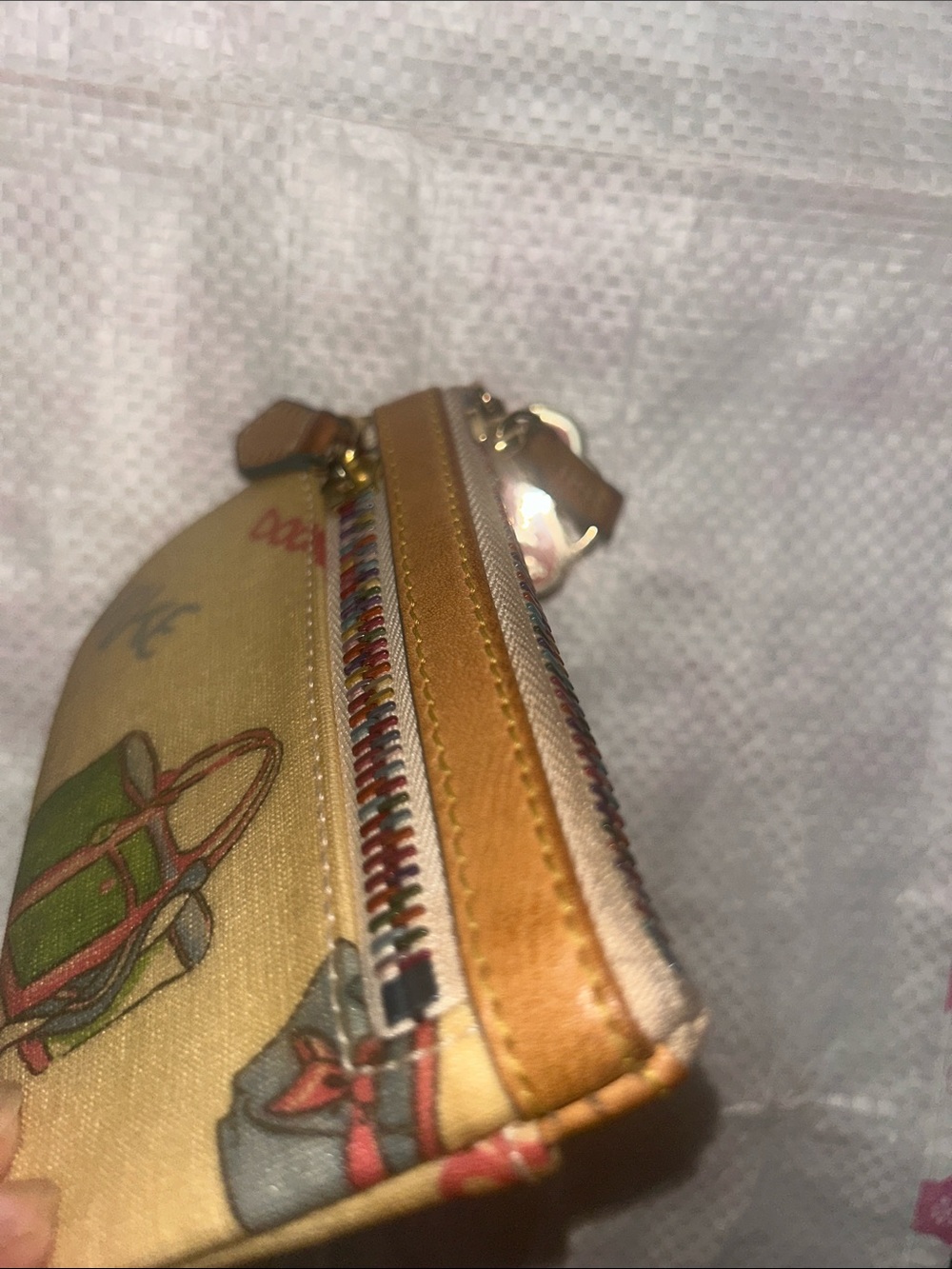 Dooney & Bourke vintage Y2K Coin Pouch with Pink Heart Key Charm - Picture 4 of 4